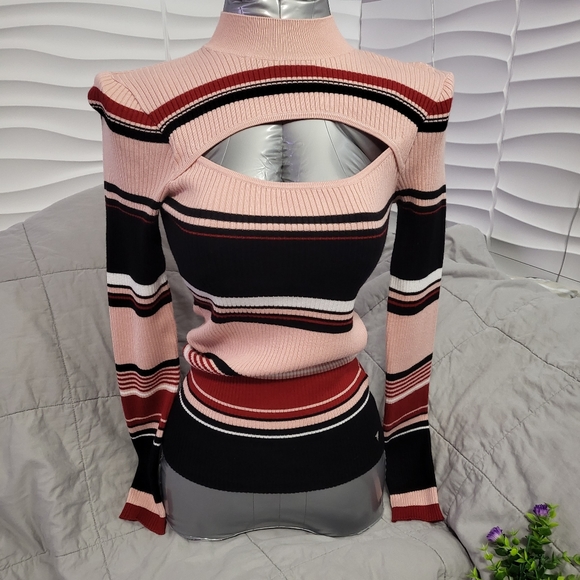 Guess sweater - Picture 3 of 3